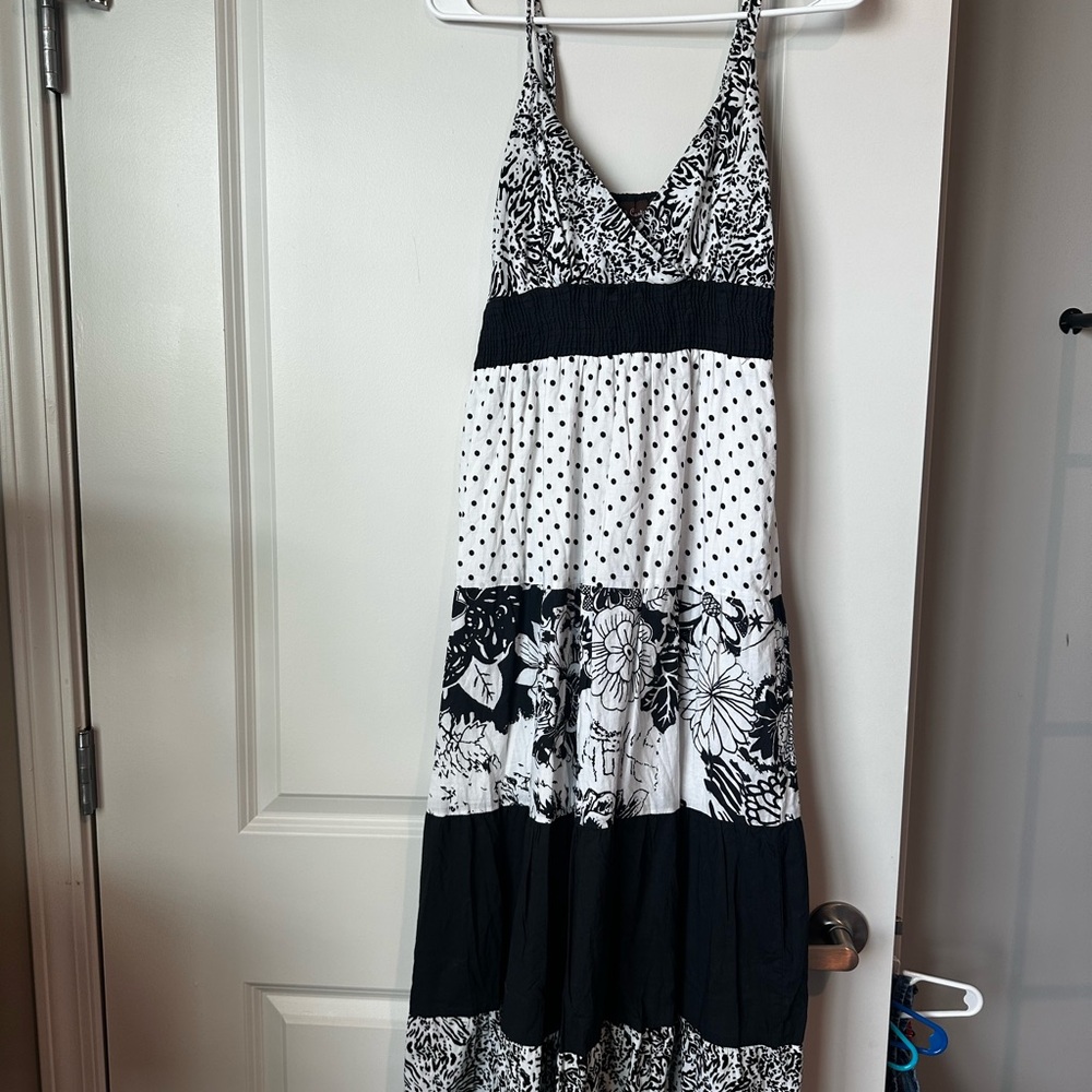 Black and White Floral Maxi Dress